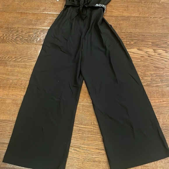 NWT BISOU BISOU Womens Black Wide Leg Jumpsuit Size 4 w Faux Gemstone Belt - Picture 11 of 11